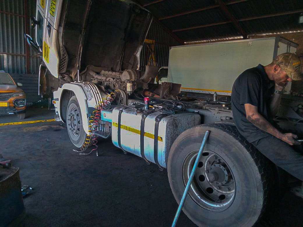 Temba Automobile Mechanic